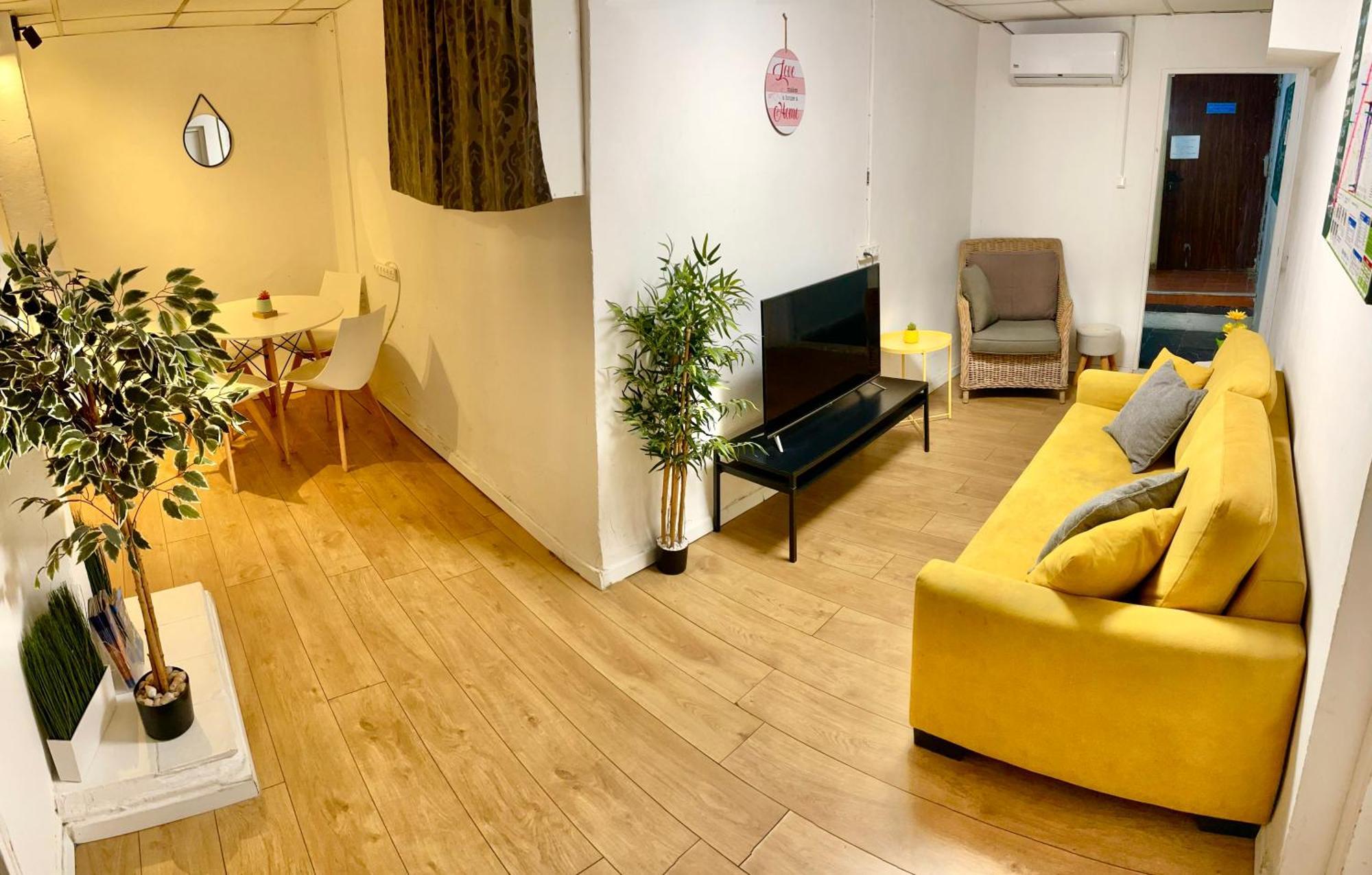 Dotan'S Boutique Guesthouse - By The Beach! Тель-Авив Экстерьер фото