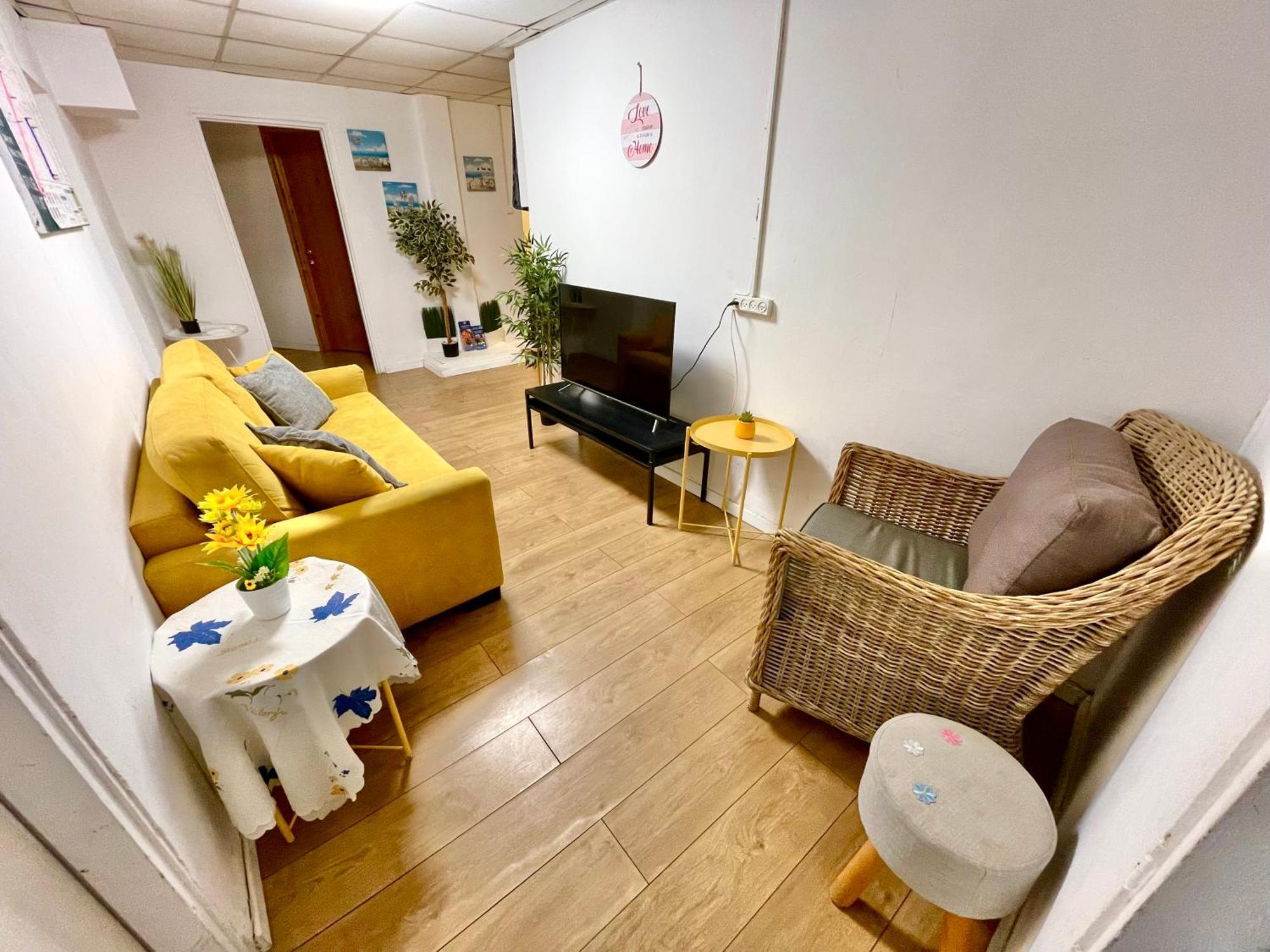 Dotan'S Boutique Guesthouse - By The Beach! Тель-Авив Экстерьер фото